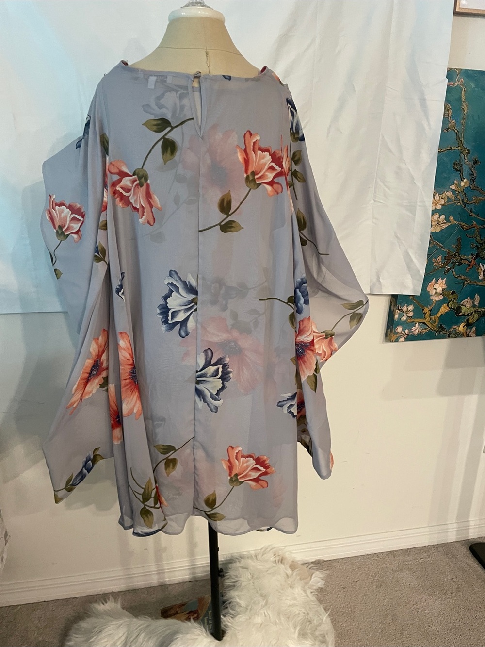 Qry & Us Sheer Lilac Floral Kimono